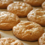 Amaretto Cookies
